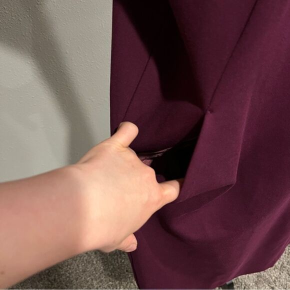 Short sleeve a-line plus size dress - Picture 5 of 13